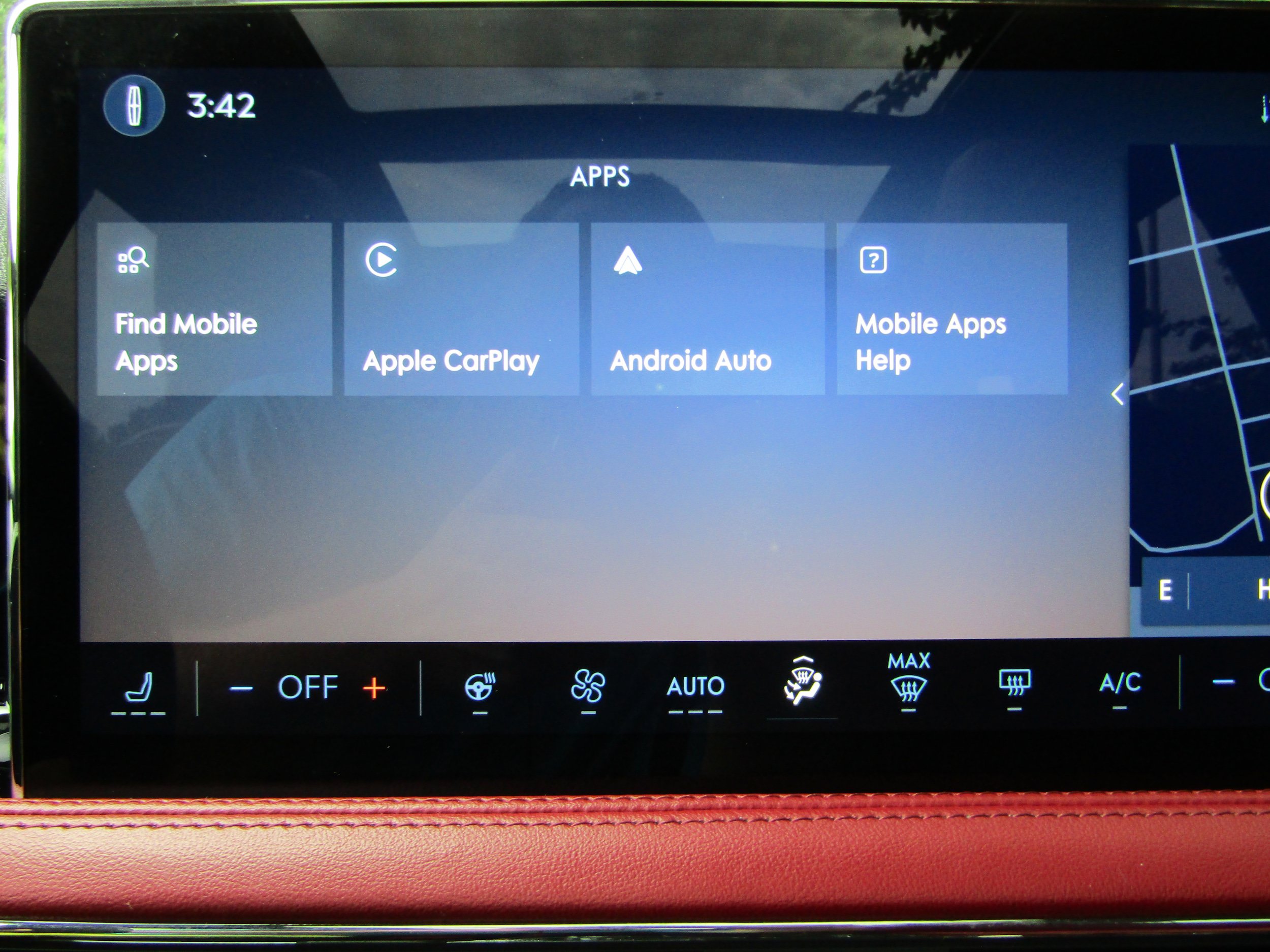 Used 2024 Lincoln Corsair Reserve w/ Equipment Group 201A AWD/4WD image 52