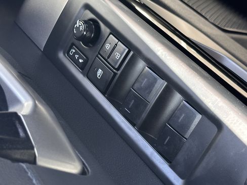 Used 2024 Toyota Tundra Limited AWD/4WD image 49
