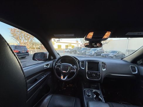 Used 2017 Dodge Durango R/T w/ Technology Group image 32