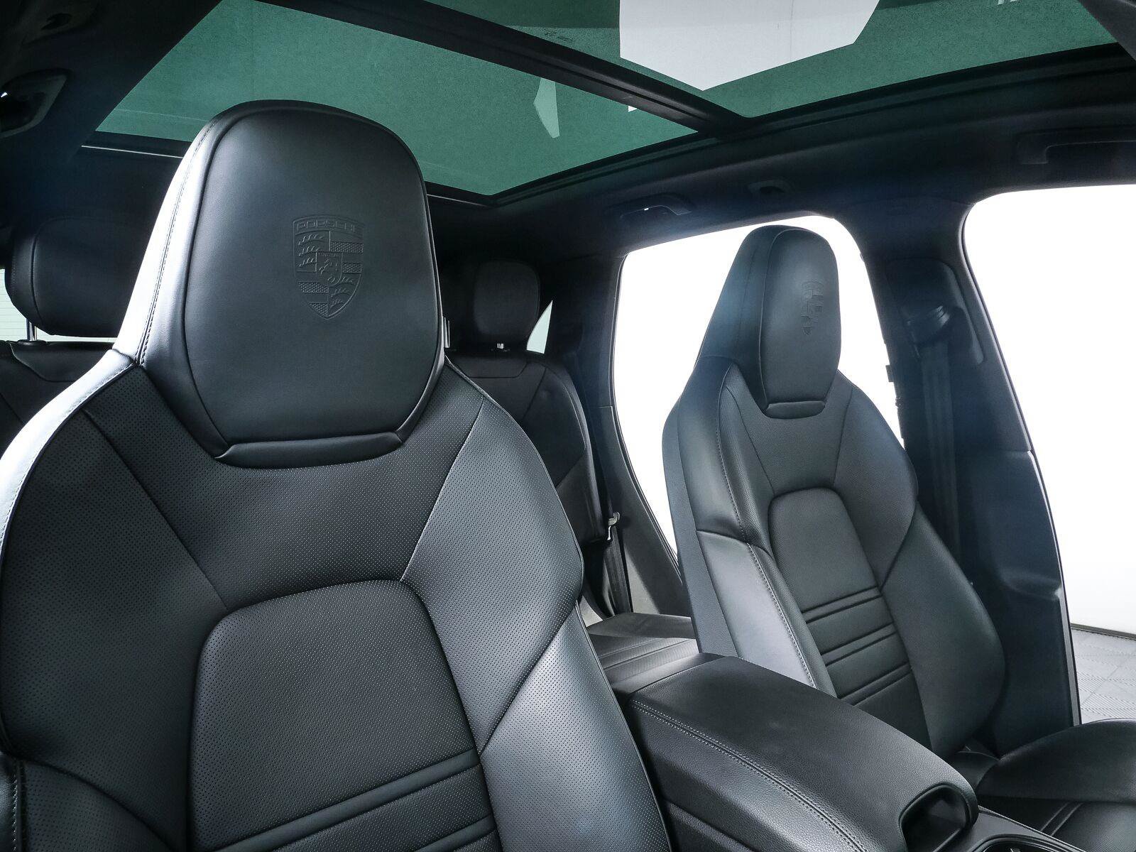 Certified 2026 Porsche Cayenne S AWD/4WD image 25