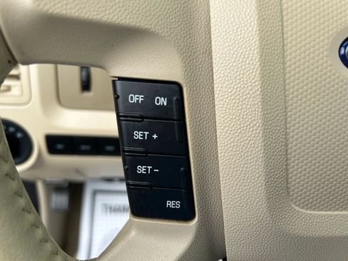 Used 2011 Ford Escape XLT w/ 203A Rapid Spec Order Code FWD image 12