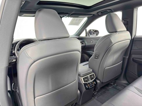 Used 2024 Lexus RX 450h AWD w/ Convenience Package image 38