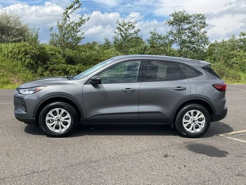 Used 2025 Ford Escape Active AWD/4WD image 28