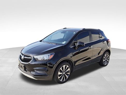 Used 2022 Buick Encore Preferred image 2