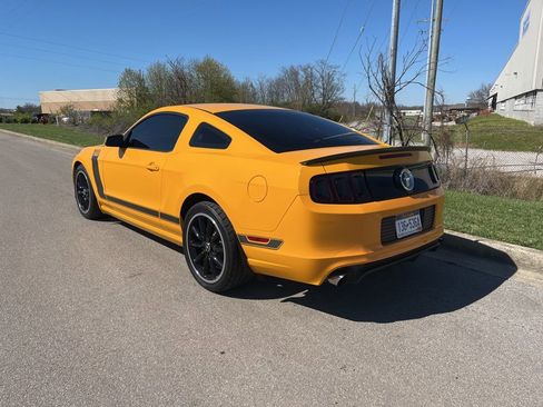 Used 2013 Ford Mustang Boss 302 w/ Boss 302 Accessory Pkg image 4