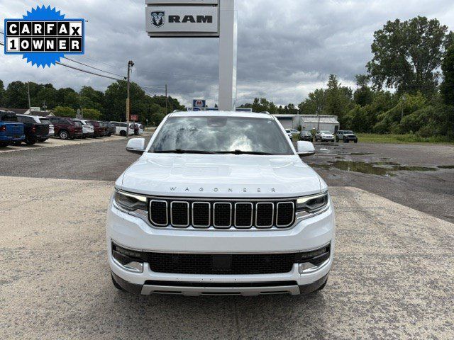Used 2022 Jeep Wagoneer Series II AWD/4WD image 2
