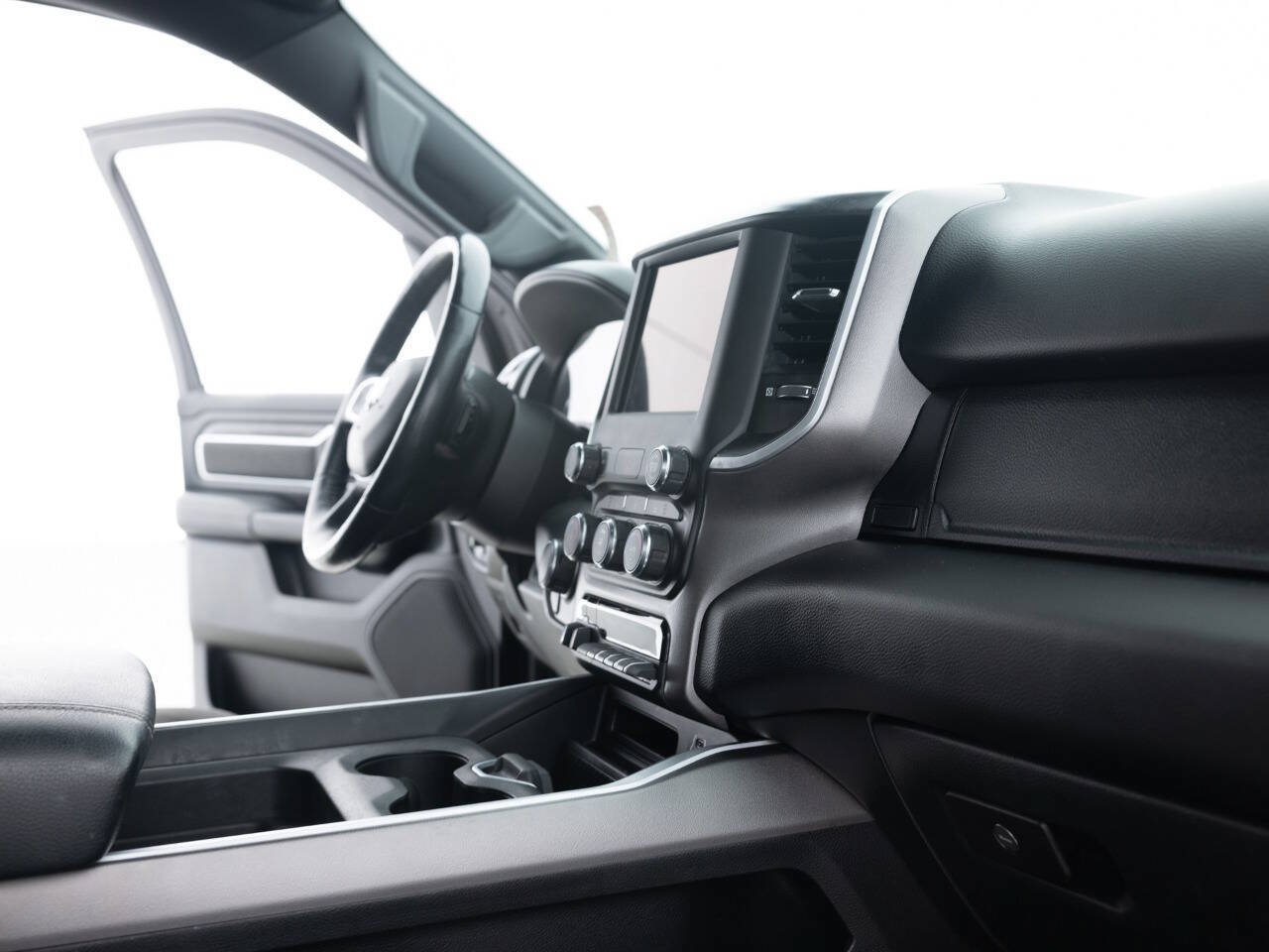 Used 2020 RAM 1500 Big Horn AWD/4WD image 31