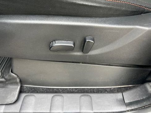 Used 2024 Nissan Frontier Pro-X image 16