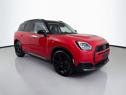 Used 2025 MINI Cooper Countryman S image 3