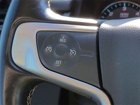 Used 2020 GMC Yukon SLE w/ SLE Value Package image 25