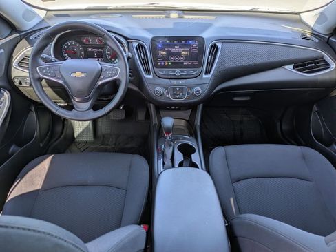 Certified 2025 Chevrolet Malibu RS image 15