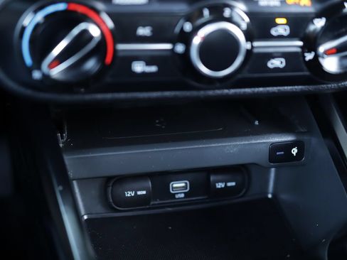 Used 2020 Kia Soul GT-Line w/ GT 2.0L Power Sunroof Package FWD image 16