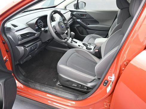 Used 2025 Subaru Crosstrek 2.5i Premium AWD/4WD image 17