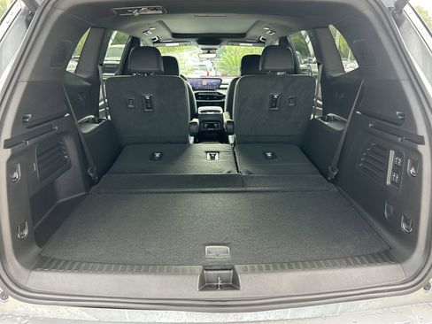 New 2025 Buick Enclave Avenir w/ Super Cruise Package image 11