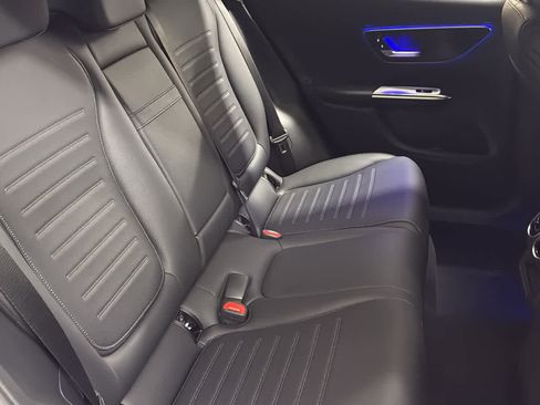 Used 2026 Mercedes-Benz GLC 300 4MATIC image 35