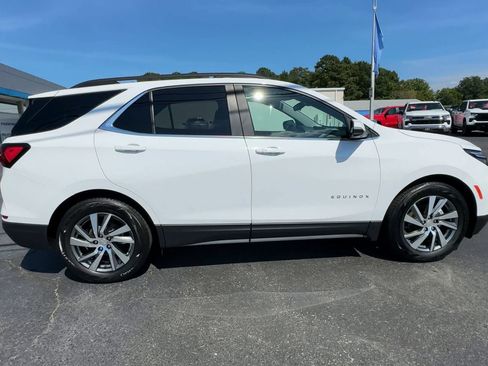 Certified 2022 Chevrolet Equinox LT FWD image 9