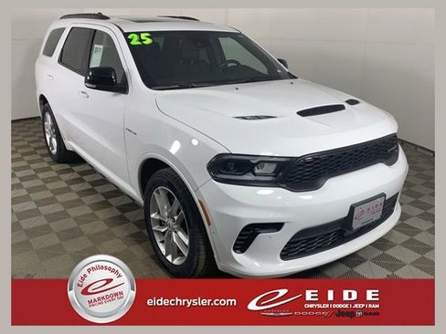 Used 2025 Dodge Durango R/T AWD/4WD image 1