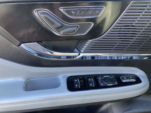 Used 2022 Lincoln Corsair Reserve w/ Elements Package image 20