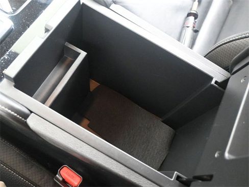 Used 2023 Nissan Pathfinder SL image 22