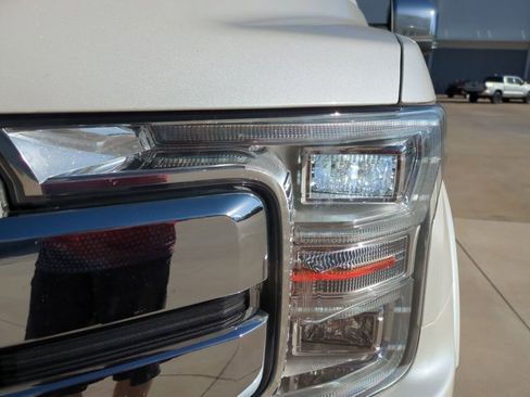 Used 2019 Ford F150 Lariat w/ Equipment Group 502A Luxury image 9