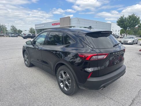 Used 2025 Ford Escape ST-Line image 7