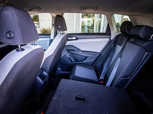 Certified 2023 Volkswagen Taos S w/ Driver Assistance Package image 41