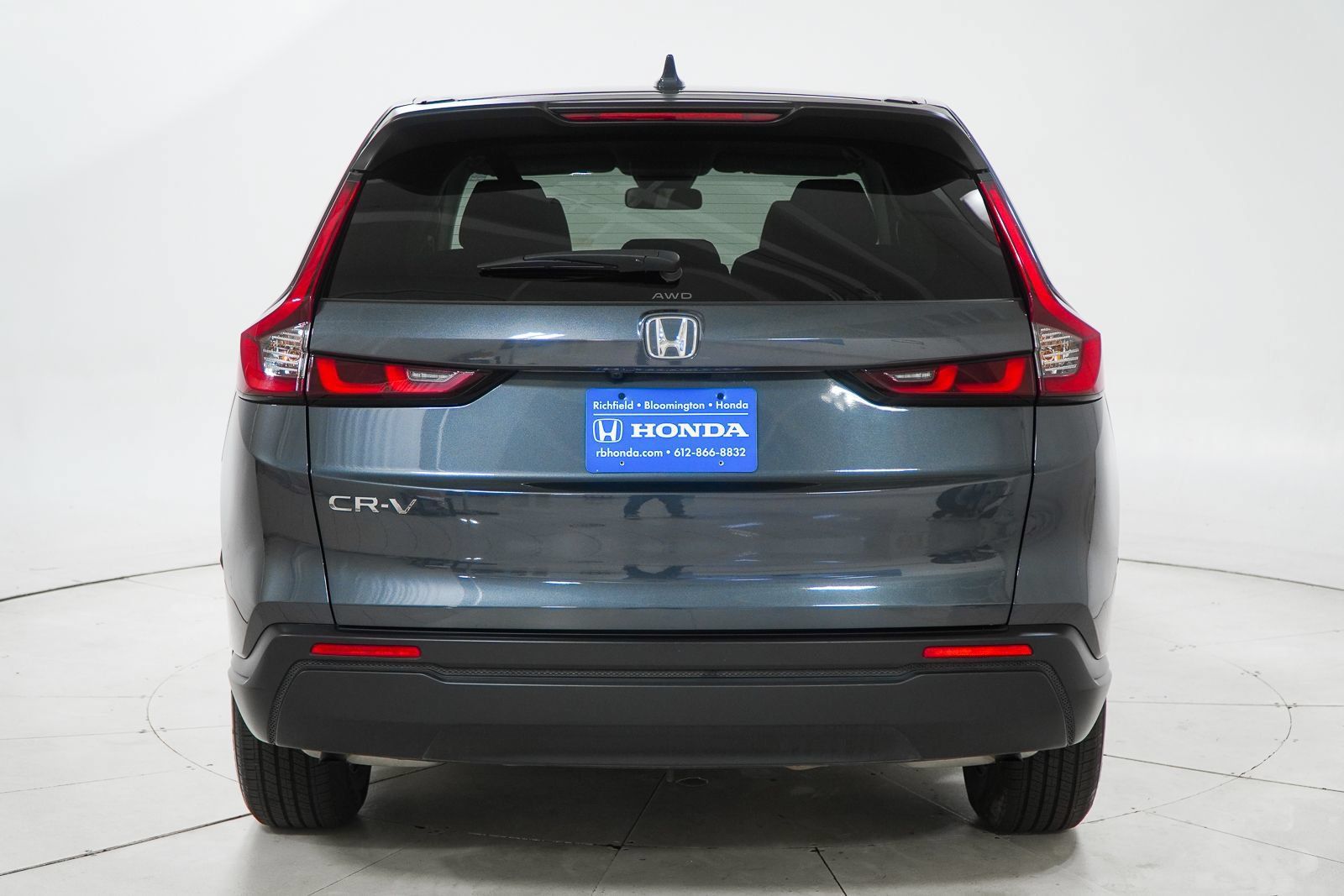 Used 2025 Honda CR-V LX image 8
