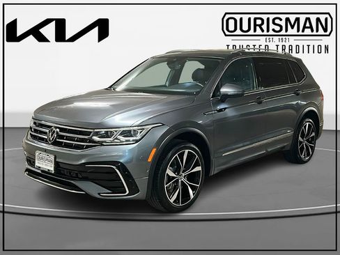 Used 2023 Volkswagen Tiguan SEL R-Line image 2