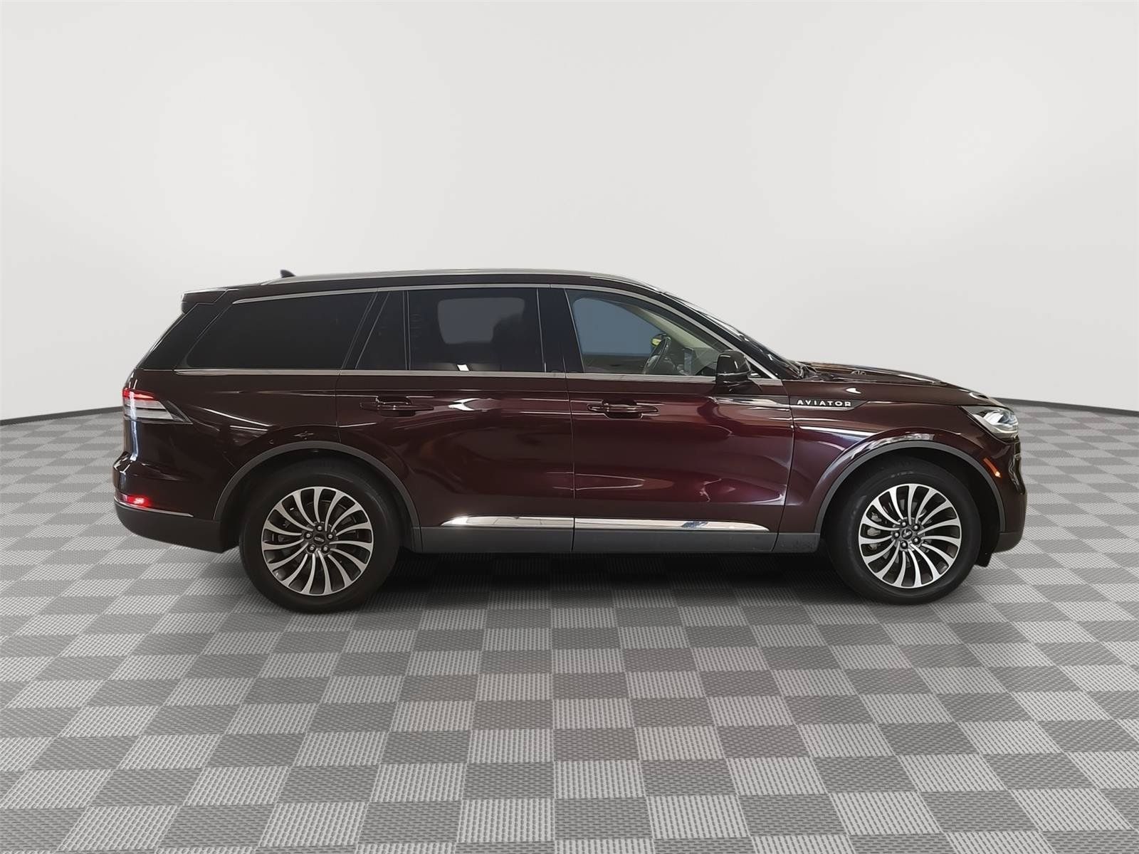 Used 2021 Lincoln Aviator Reserve w/ Elements Package Plus AWD/4WD image 35