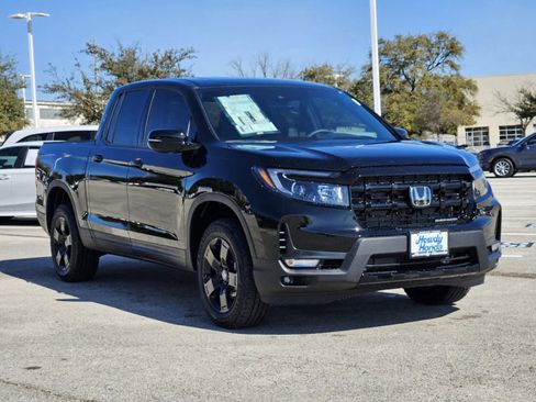 New 2026 Honda Ridgeline Black Edition image 3