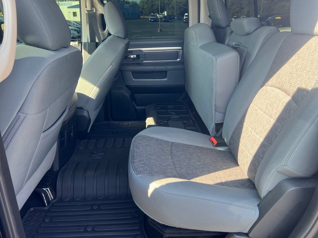 Used 2017 RAM 1500 Big Horn AWD/4WD image 23