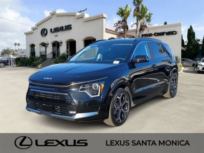 Used 2025 Kia Niro EX Touring
