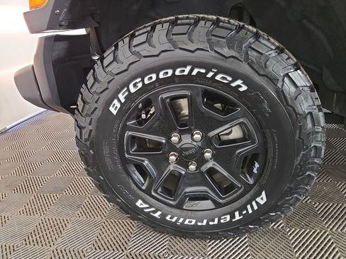 Used 2018 Jeep Wrangler Unlimited Sport S AWD/4WD image 33