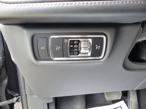 Used 2023 Lincoln Aviator AWD w/ Elements Package image 21
