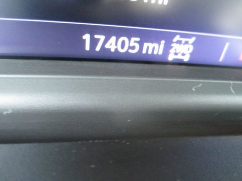 Certified 2021 Chevrolet Silverado 1500 LT Trail Boss w/ Convenience Package II image 32