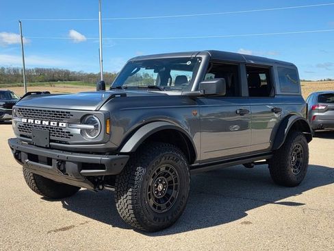 New 2026 Ford Bronco Badlands w/ Sasquatch Package AWD/4WD image 6
