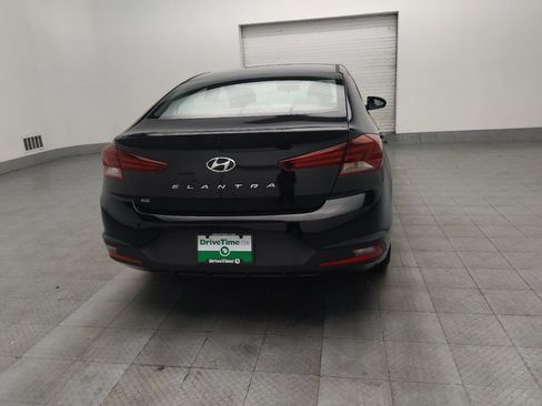 Used 2019 Hyundai Elantra SE image 7