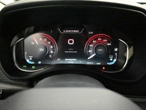 Used 2024 RAM 1500 Limited AWD/4WD image 13