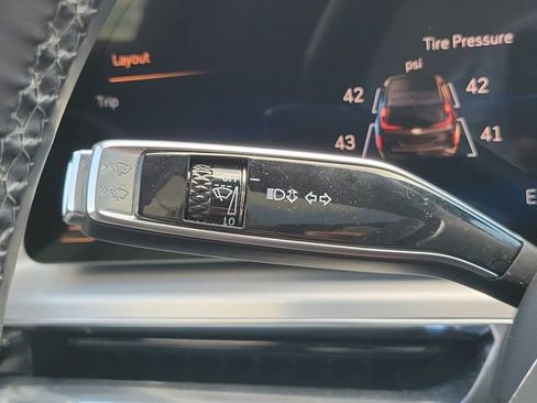 Certified 2024 Cadillac Lyriq Luxury AWD/4WD image 19