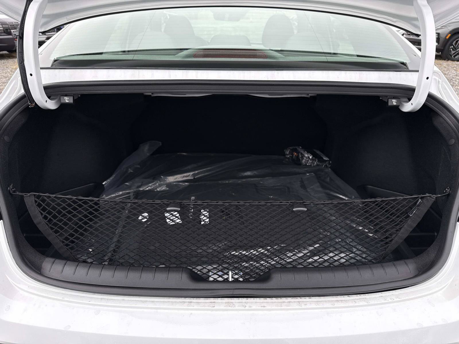New 2026 Hyundai Elantra SEL FWD image 11