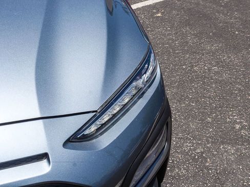 Certified 2021 Hyundai Kona SEL FWD image 13