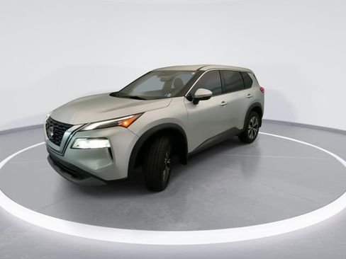 Used 2021 Nissan Rogue SV image 8
