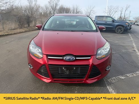 Used 2014 Ford Focus Titanium image 2