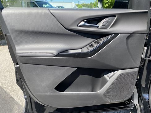 Used 2026 Chevrolet Equinox LT w/ Convenience Package II image 14