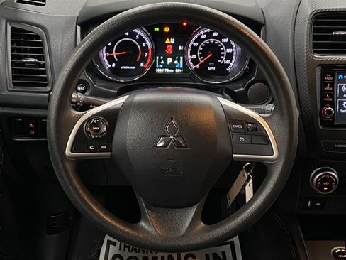 Used 2022 Mitsubishi Outlander Sport ES AWD/4WD image 15