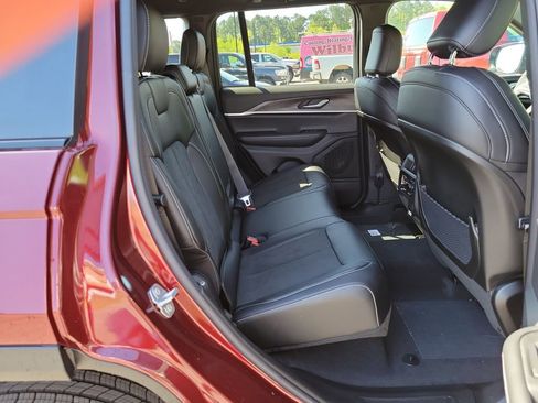 New 2026 Jeep Grand Cherokee Altitude RWD image 36