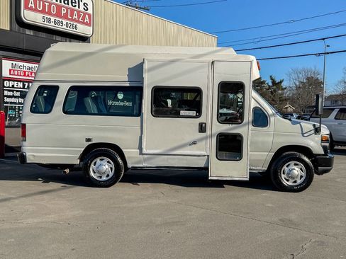 Used 2011 Ford E-350 and Econoline 350 Extended Super Duty w/ PWR Group image 9