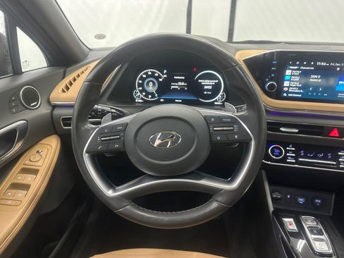 Used 2023 Hyundai Sonata Limited image 25