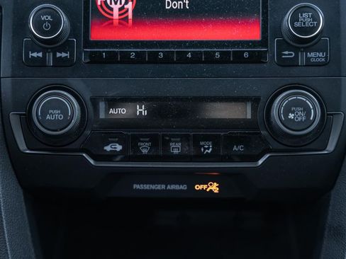 Used 2019 Honda Civic Sport image 21