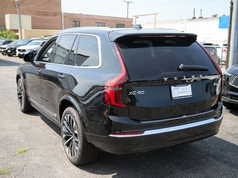 New 2025 Volvo XC90 B6 Plus w/ Protection Package image 7